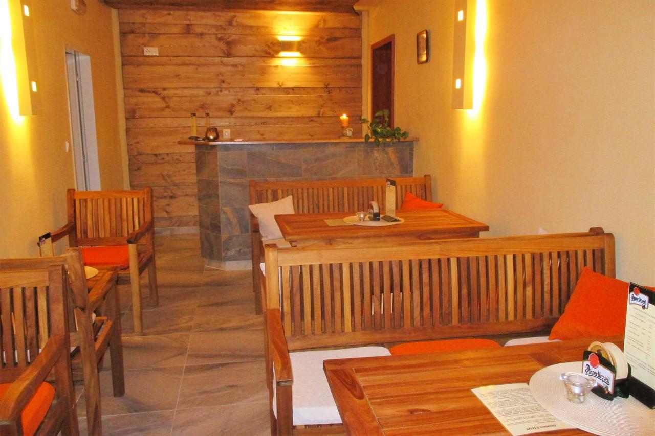 Hotel&wellness Knižecí rybník Tábor Exterior foto